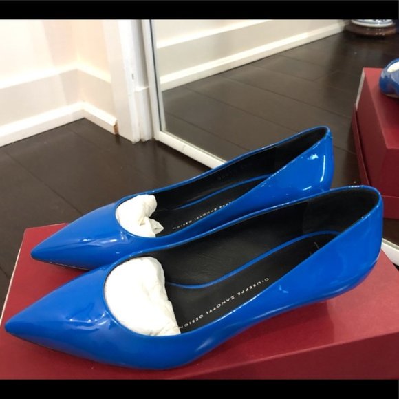 Giuseppe Zanotti short heel blue patent pumps - Picture 4 of 6
